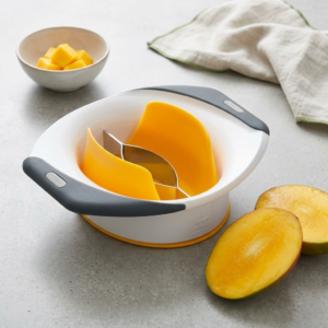 Zyliss 3-in-1 Mango Slicer, Peeler and Pit Remover Tool - Kitchen Mango Depitter & Peeler Gadget - Fruit Slicer with Micro-Serrated Stainless Steel Blader - Mango Corer for Easy Use